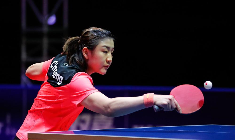 半场：那不勒斯1-1科莫，拉赫马尼超级乌龙，拉斯帕多里扳平.