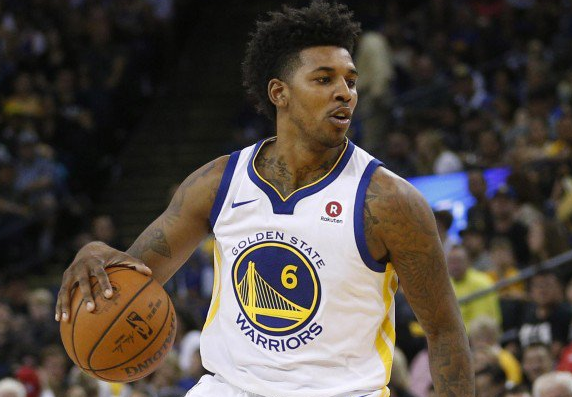 前者更依赖 前者更依赖