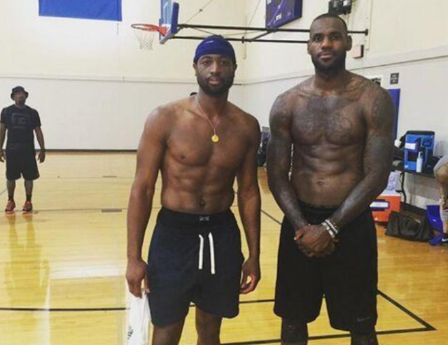 米切尔借中 米切尔借中